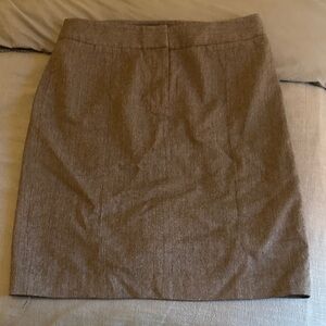 LOFT Women's Gray Skirt